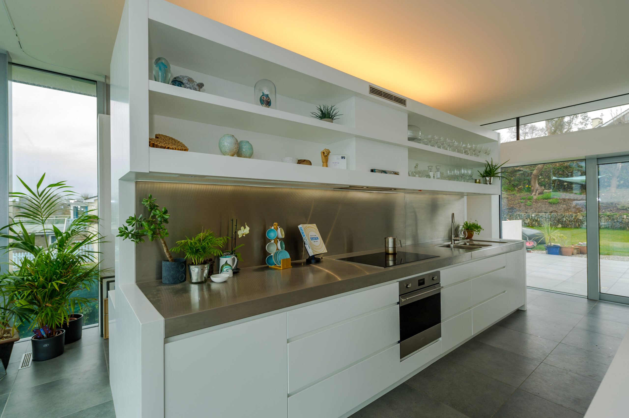 CONTEMPORARY KITCHENS